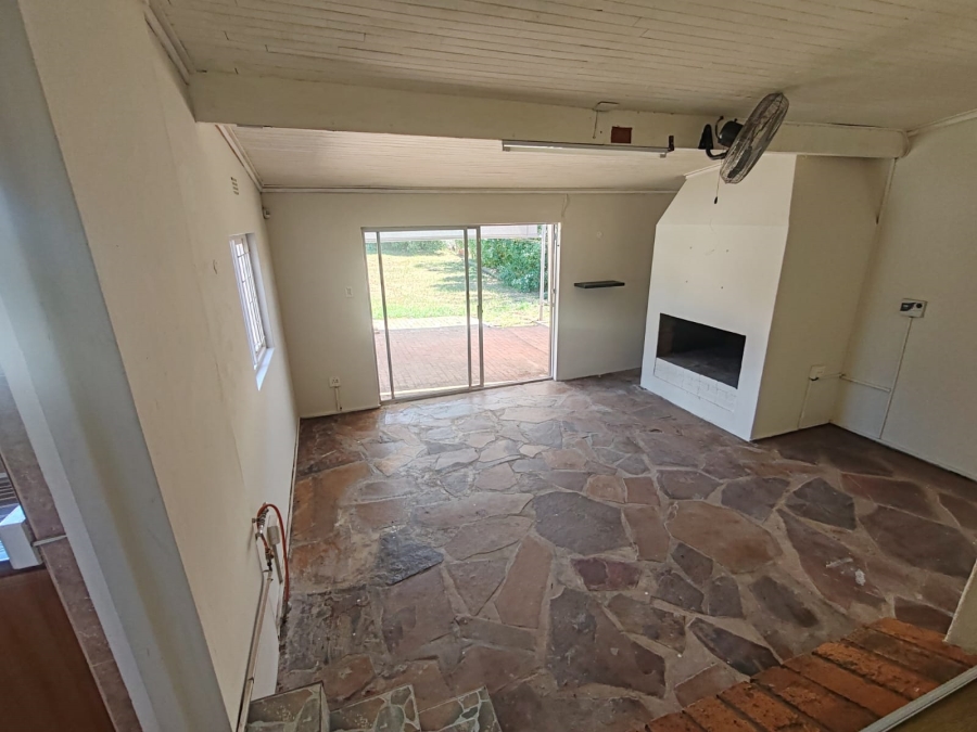 5 Bedroom Property for Sale in Vredenburg Western Cape